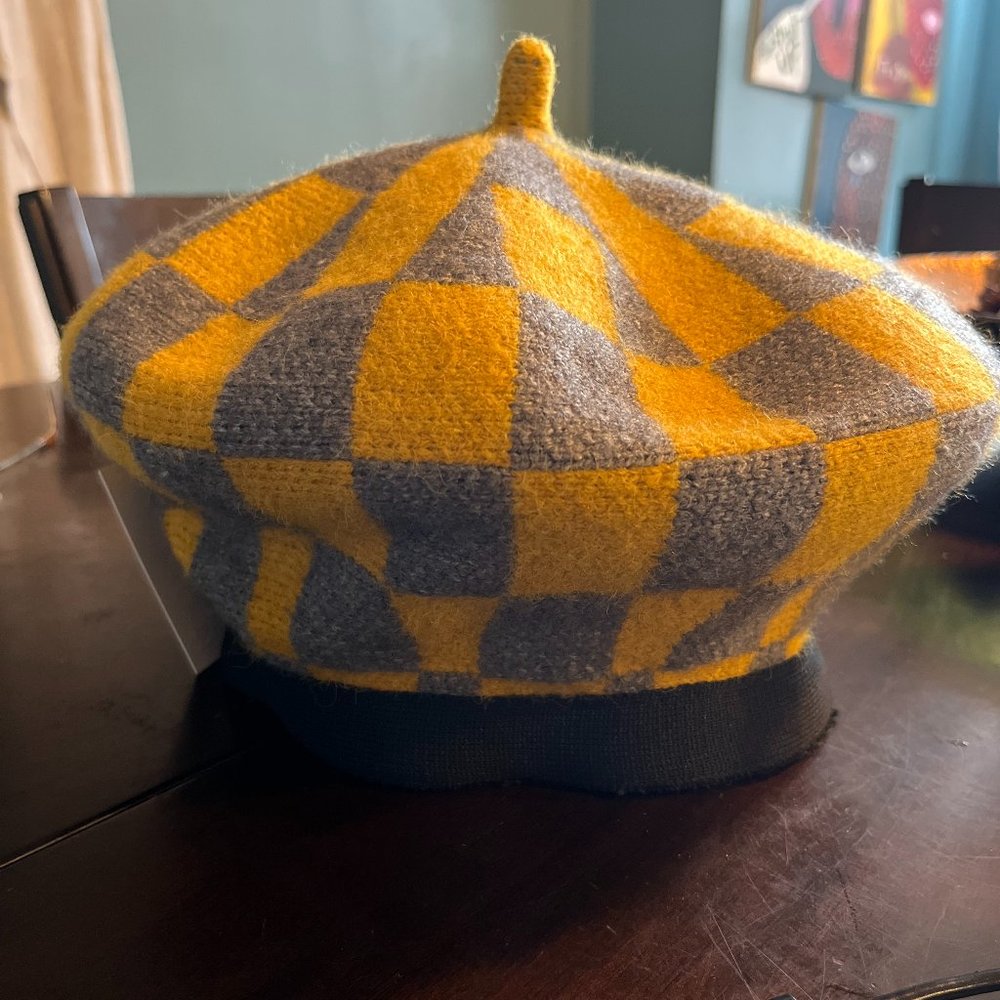 Mustard/Grey Beret